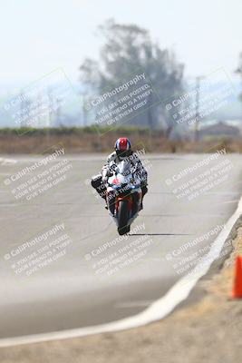 media/Sep-20-2025-TrackDaz (Sat) [[27f0cde673]]/C Group/240pm (Turn 9)/